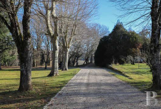 A manor's outbuilding transformed into a gite in the Lot, to the south-east of Martel  - photo  n°2